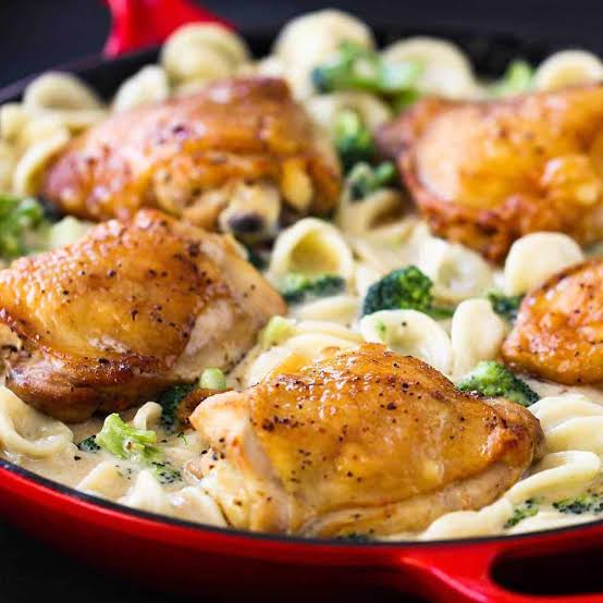 chicken thigh pasta recipe
