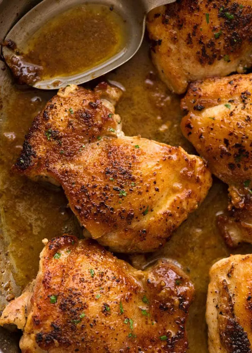 Crispy Garlic Butter Boneless Chicken Thighs (Oven-Baked)